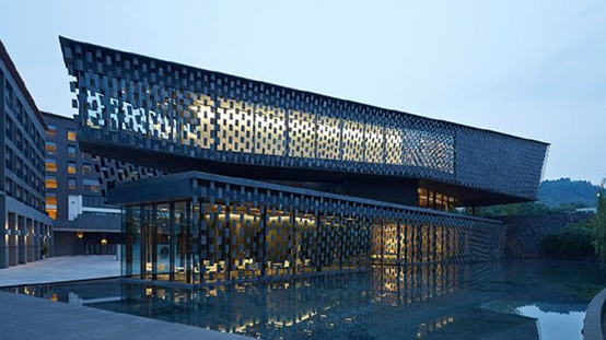 如何打造一個(gè)經(jīng)典的美術(shù)館網(wǎng)站？